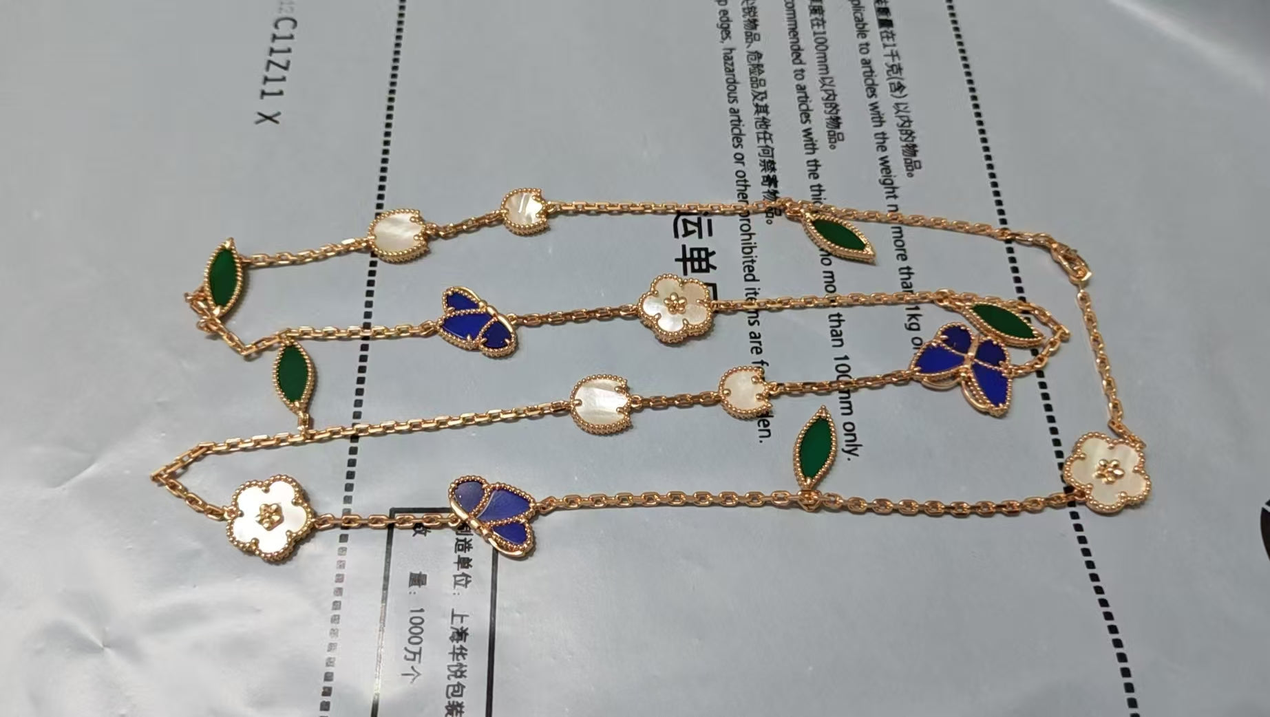 [Loco ] 26 NEW CLOVER 15 MOTIFS LUCKY NECKLACE
