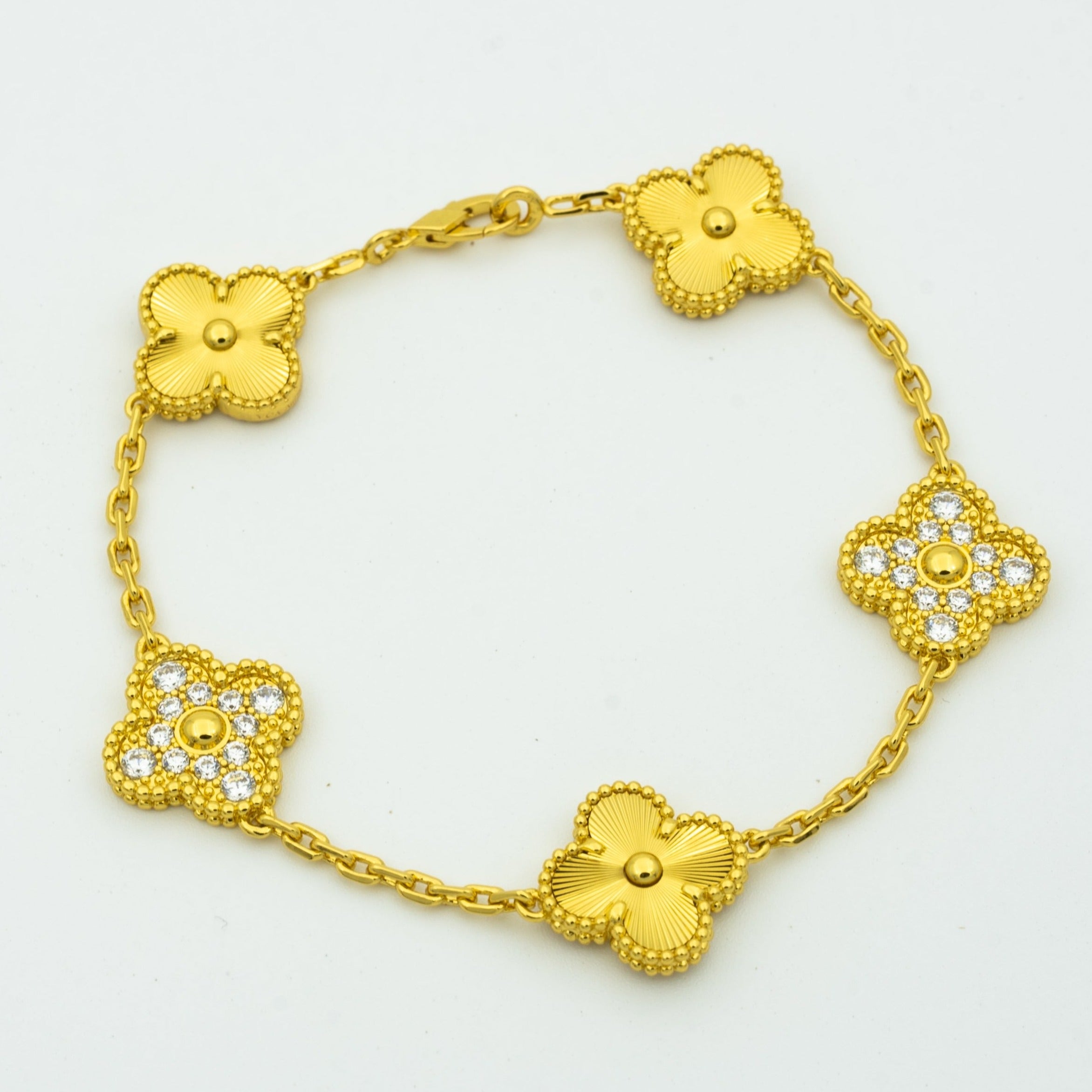 [Loco ]New  CLOVER 5 MOTIF LASER BRACELET COLLECTION
