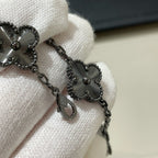 [Loco ]New CLOVER 5 MOTIF BLACK BRACELET