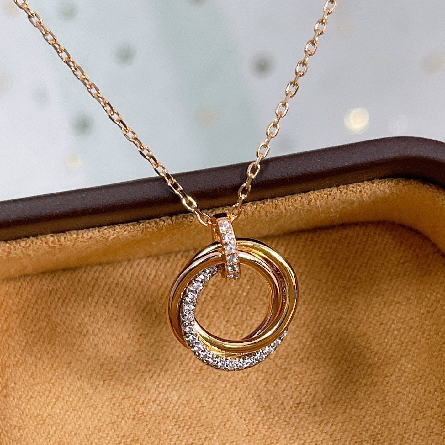 Loco TRINITY NECKLACE SILVER GOLD PINK GOLD DIAMONDS
