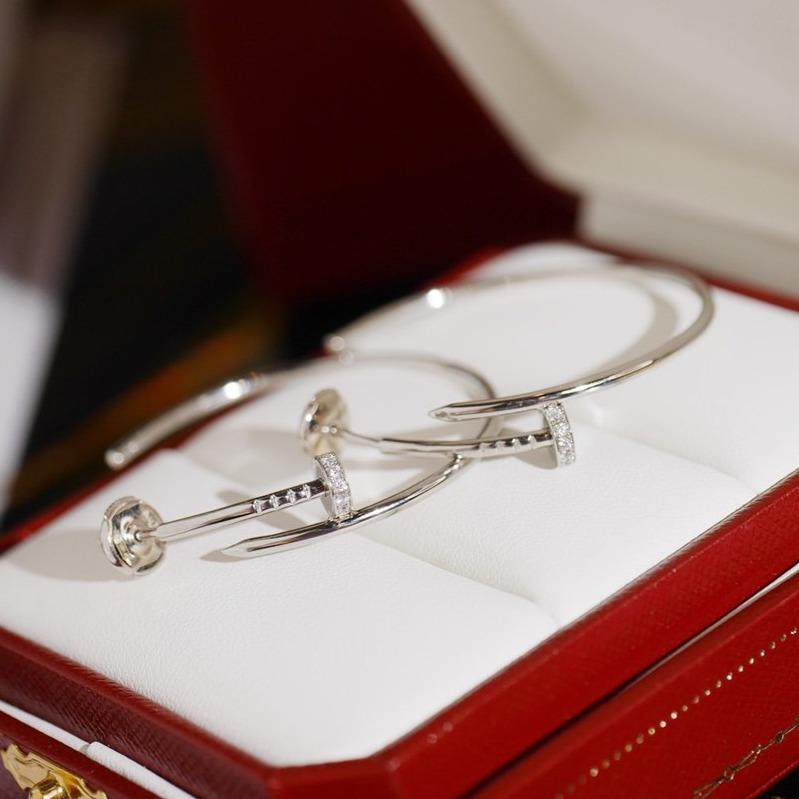 Loco JUSTE EARRINGS DIAMONDS 1.8MM