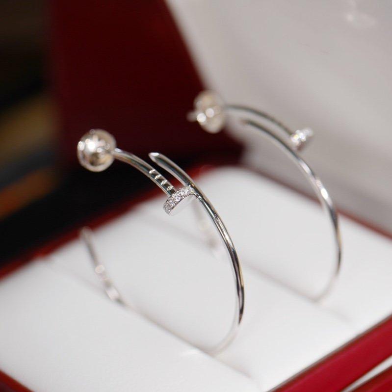 Loco JUSTE EARRINGS DIAMONDS 1.8MM