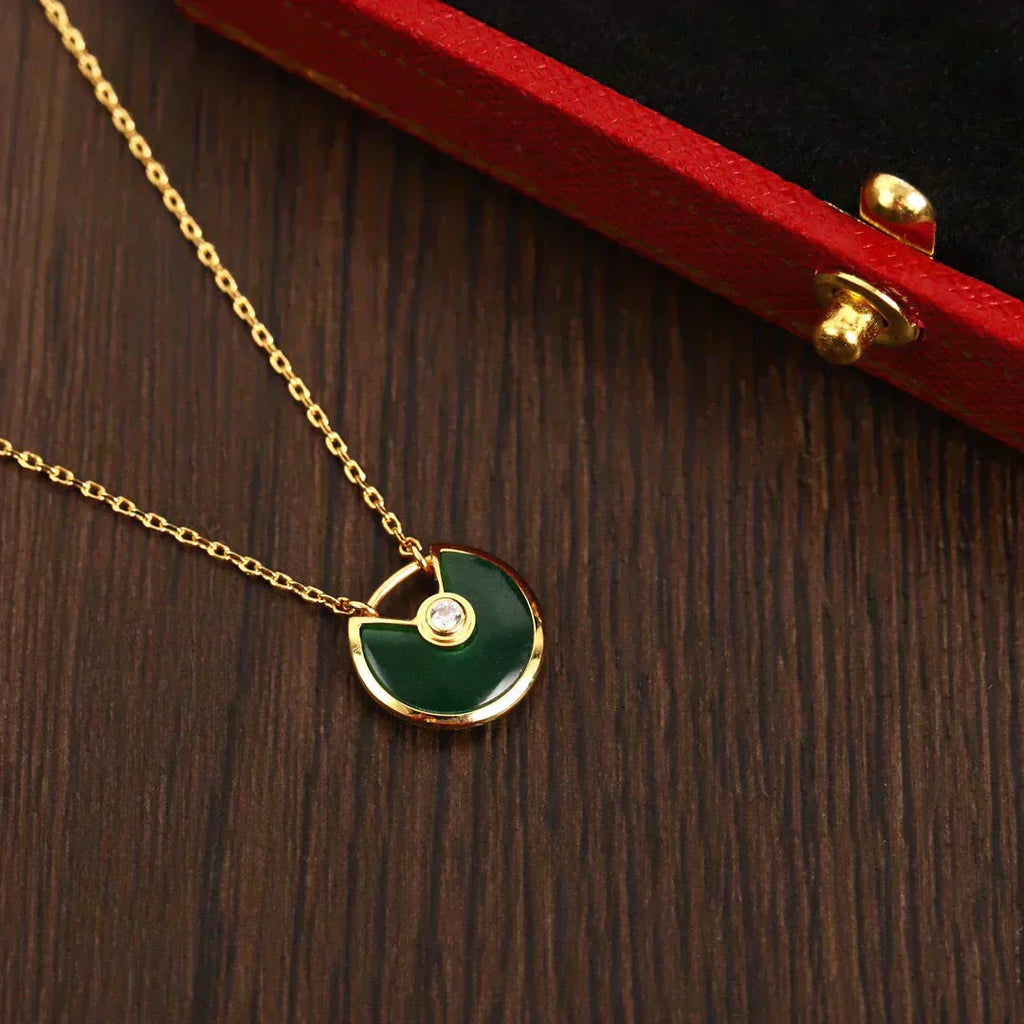 Loco AMULETTE GOLD MALACHITE NECKLACE