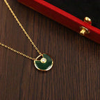Loco AMULETTE GOLD MALACHITE NECKLACE
