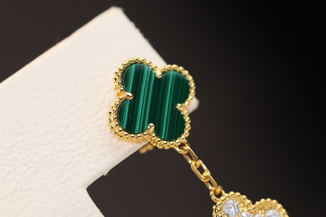 Loco CLOVER EARRINGS GOLD MALACHITE DIAMOND 3 MOTIF
