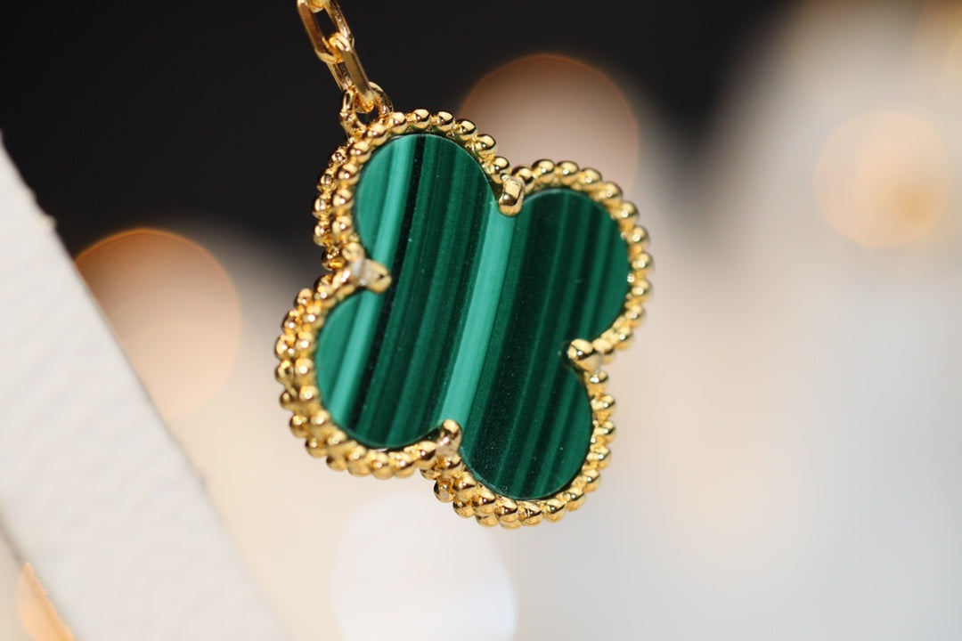 Loco CLOVER EARRINGS GOLD MALACHITE DIAMOND 3 MOTIF