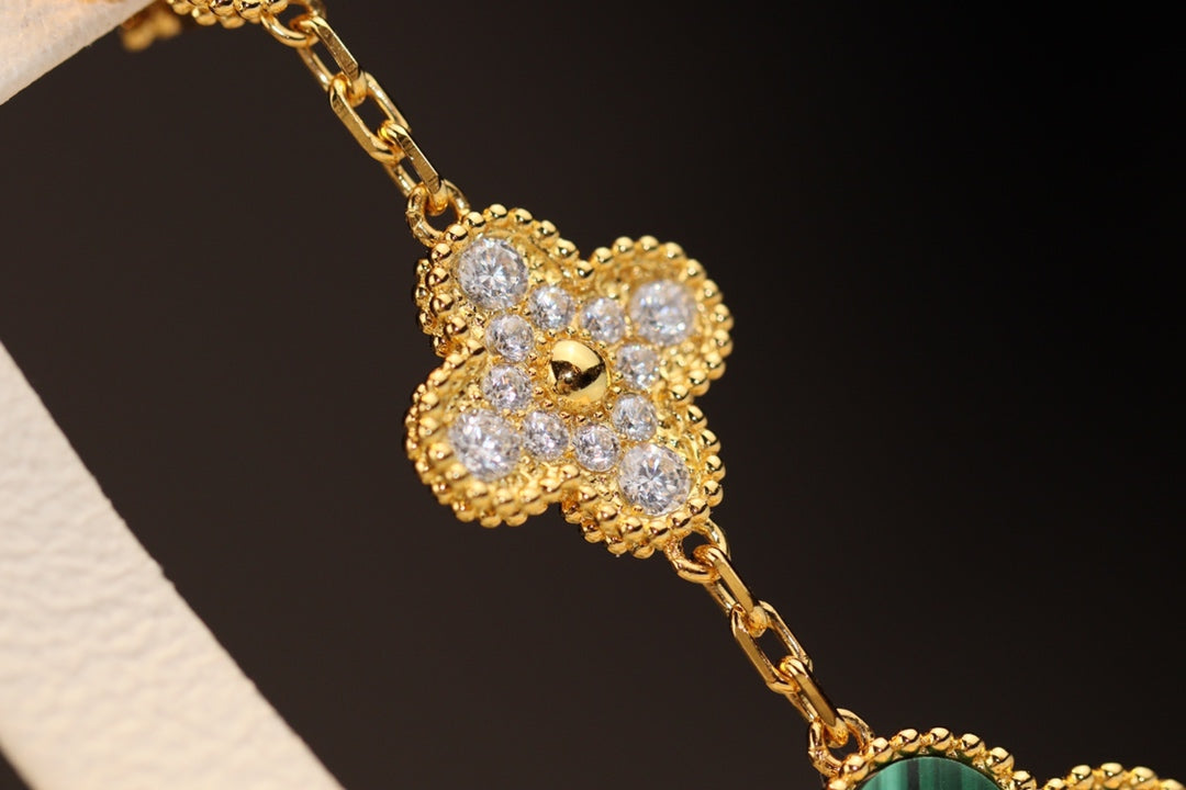 Loco CLOVER EARRINGS GOLD MALACHITE DIAMOND 3 MOTIF