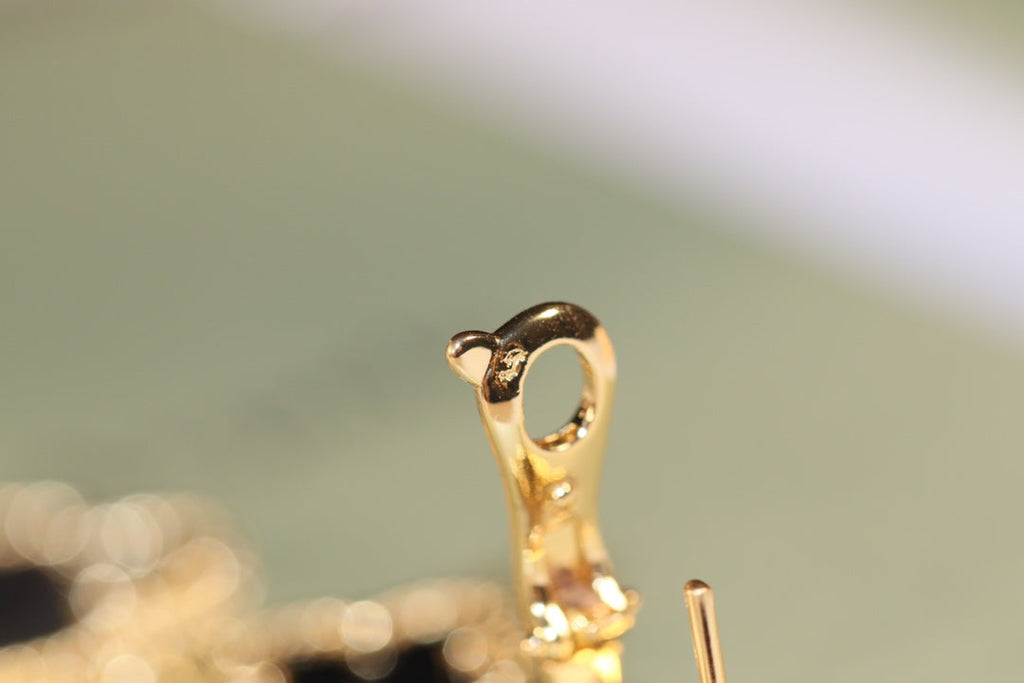 Loco CLOVER EARRINGS GOLD ONYX MOP 3 MOTIF