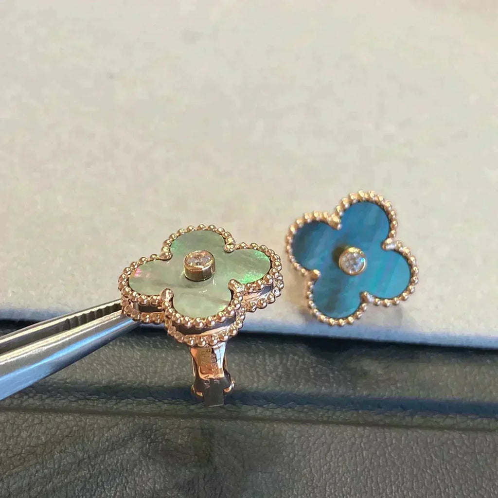Loco CLOVER MEDIUM 1 MOTIFS GRAY MOP  DIAMOND EARRINGS