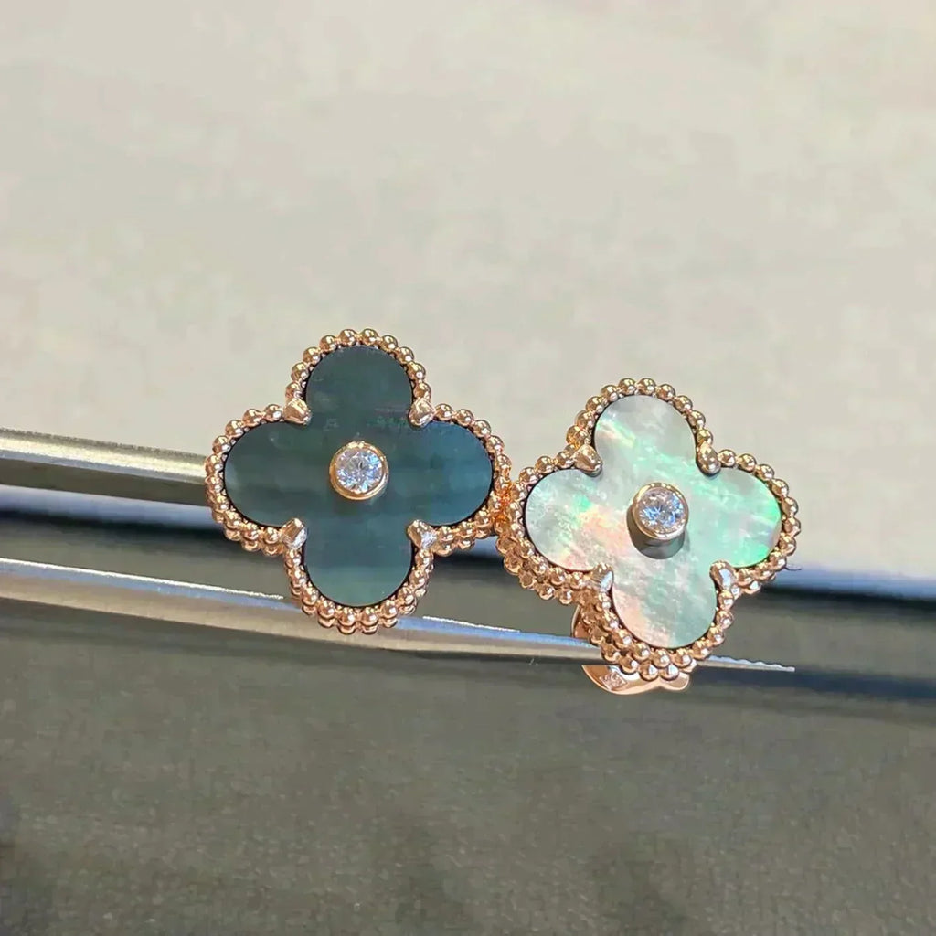 Loco CLOVER MEDIUM 1 MOTIFS GRAY MOP  DIAMOND EARRINGS