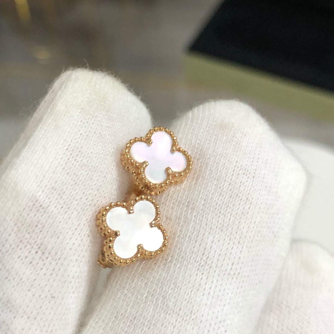 Loco CLOVER MINI GOLD EARRINGS