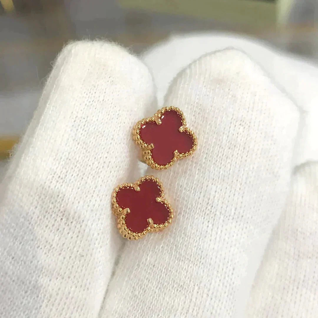 Loco CLOVER MINI 9.5MM CARNELIAN EARRINGS