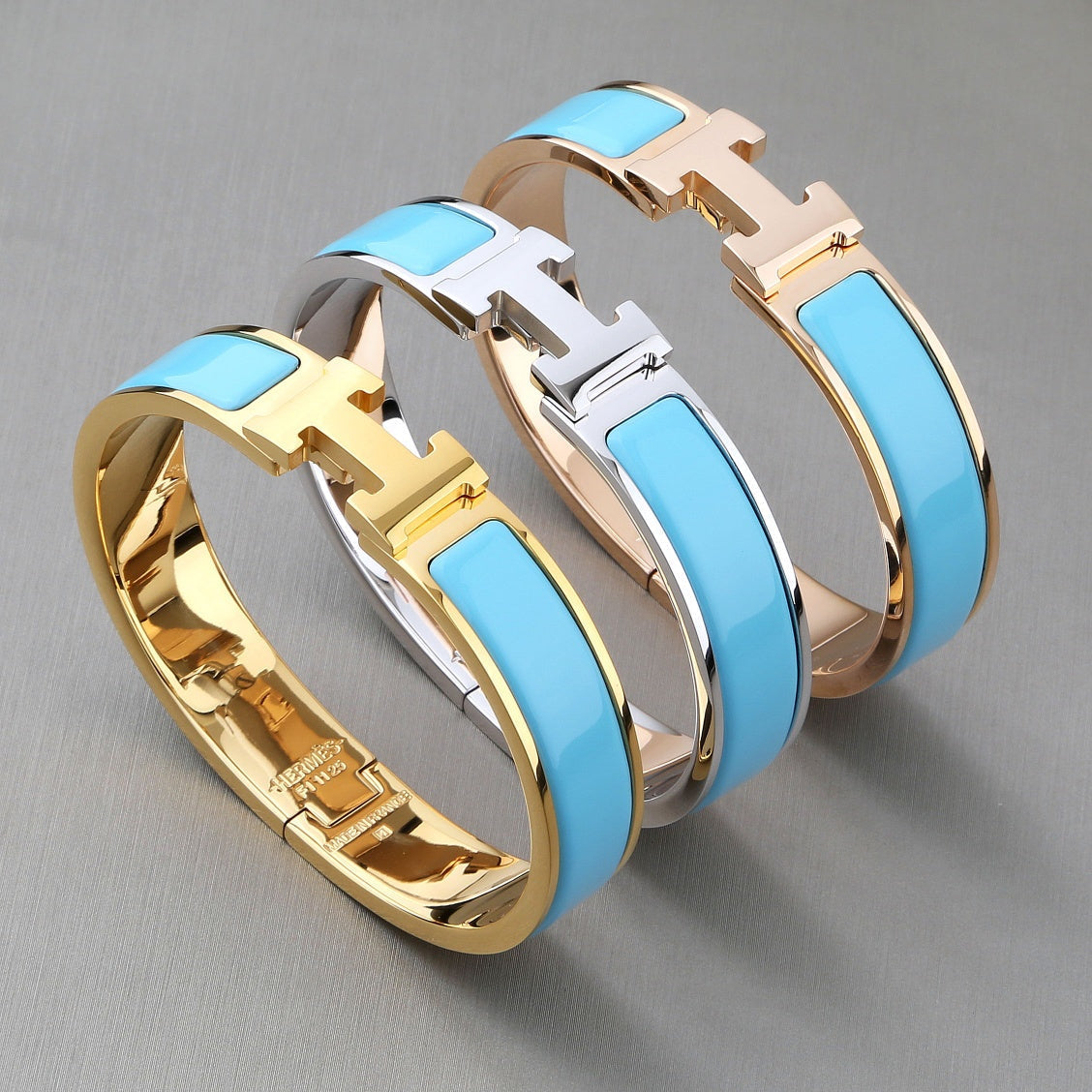 Loco H CLOUD BLUE BRACELET