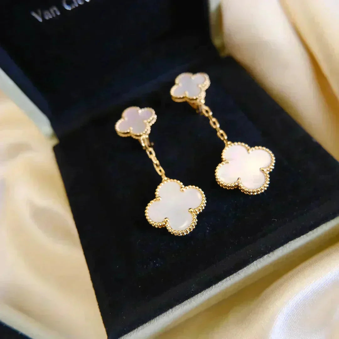 Loco CLOVER 2 MOTIF WHITE MOP EARRINGS