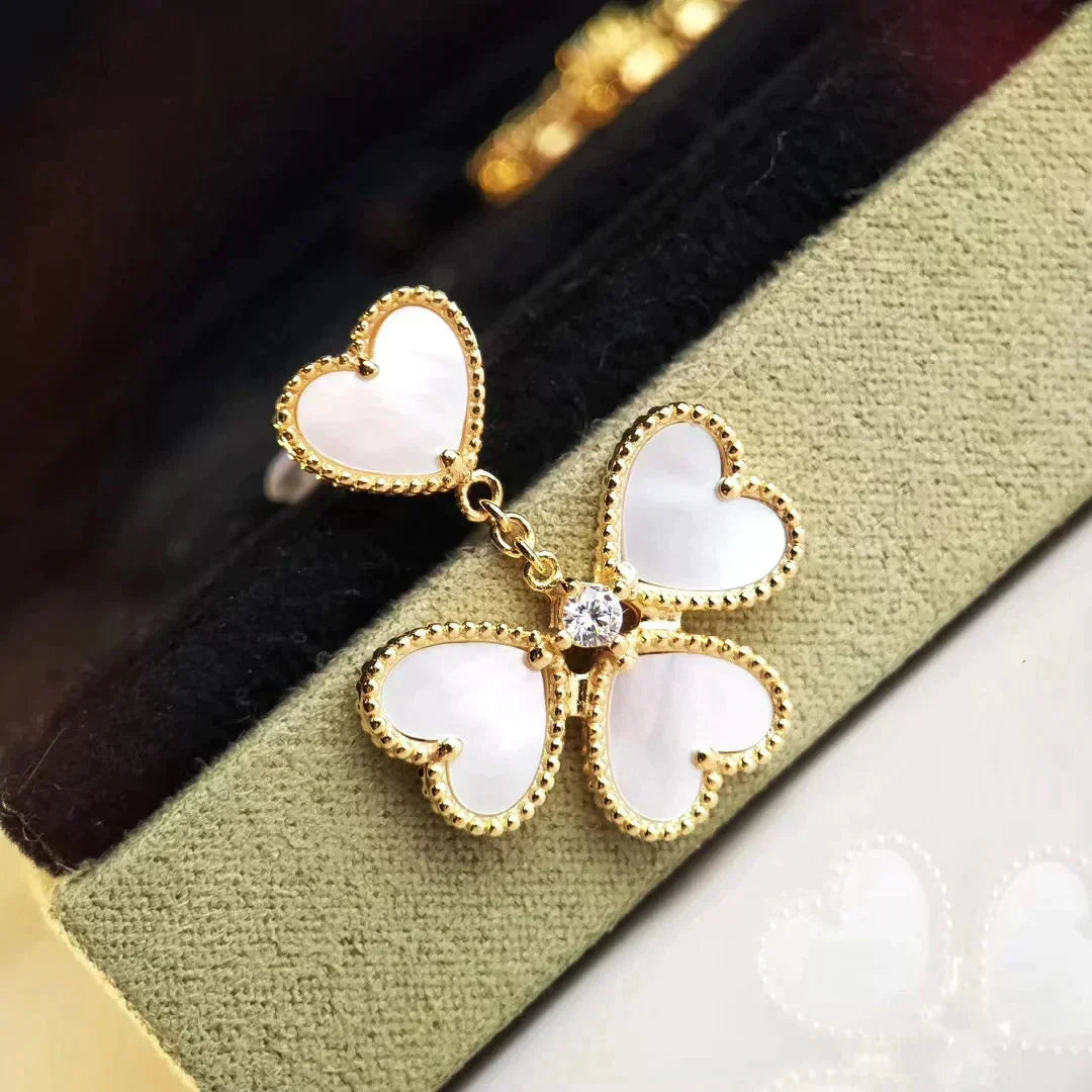Loco CLOVER SWEET WHITE MOP EARRINGS