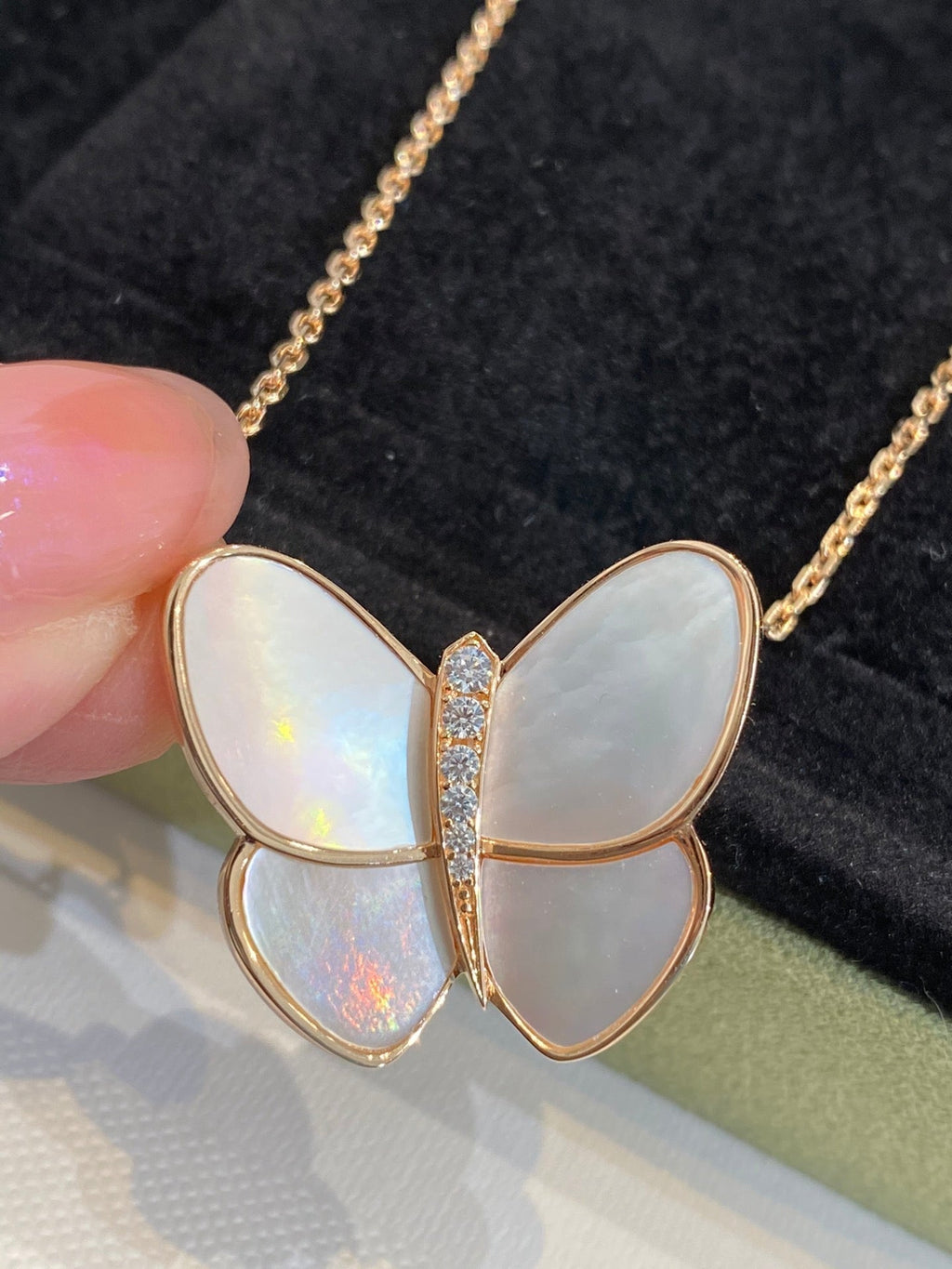 Loco BUTTERFLY GOLD MOP DIAMOND NECKLACE