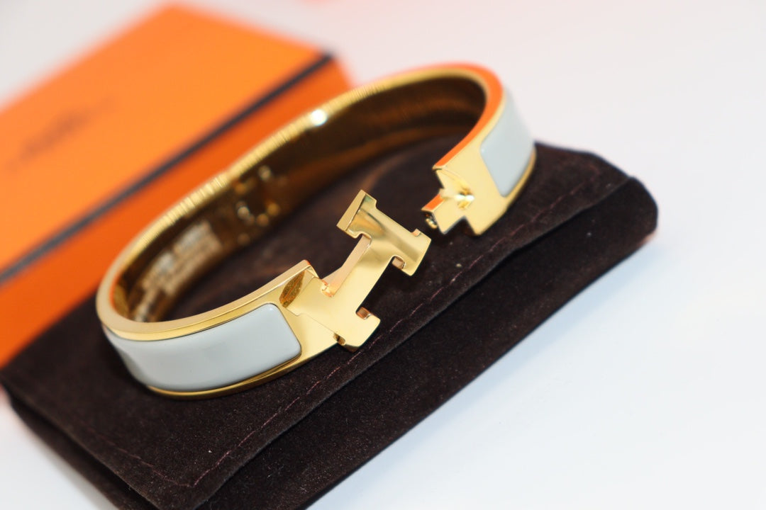 Loco H LIGHT BLUE BRACELET