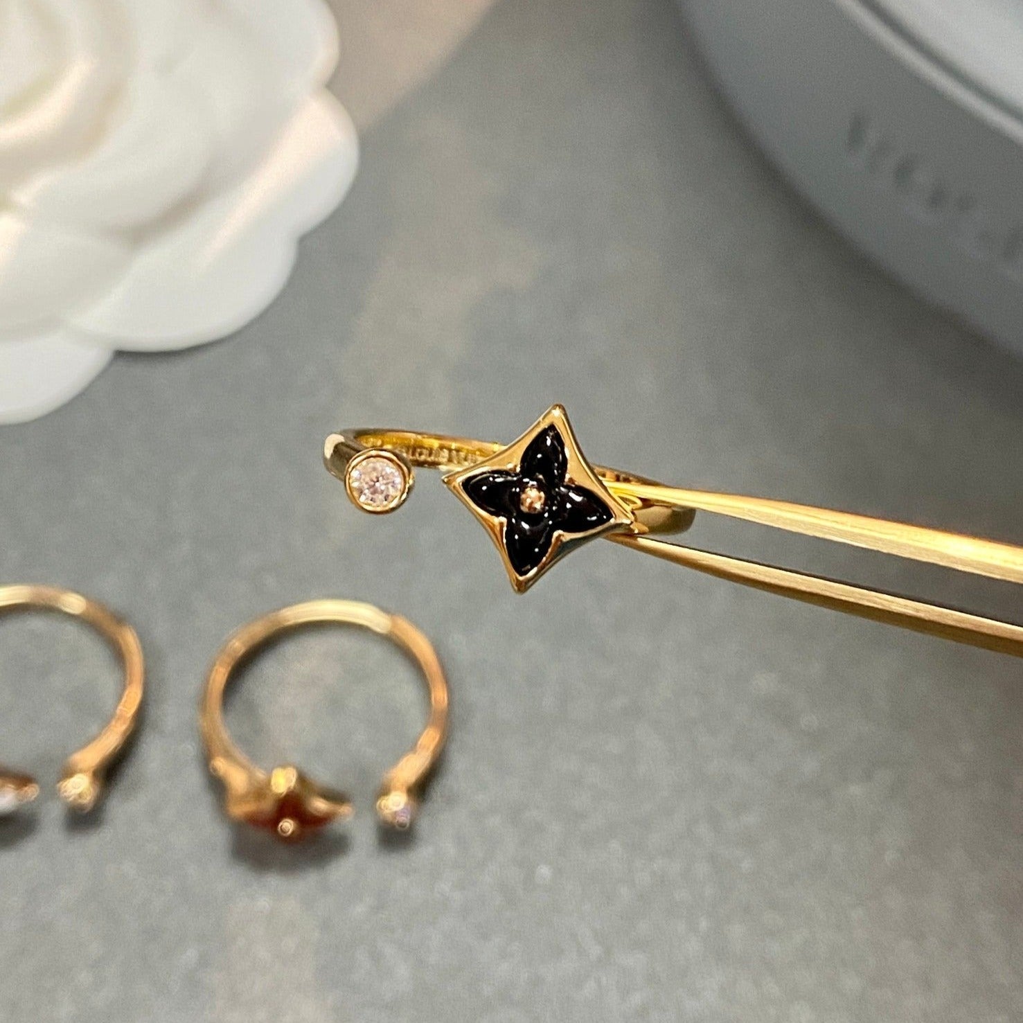 Loco STAR 1 DIAMOND OPEN RING