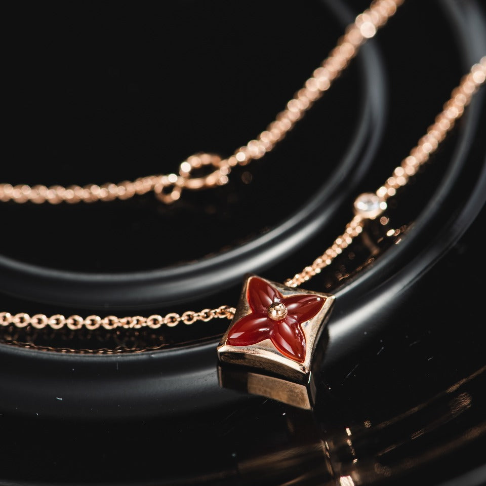 Loco STAR NECKLACE PINK GOLD 1 DIAMOND