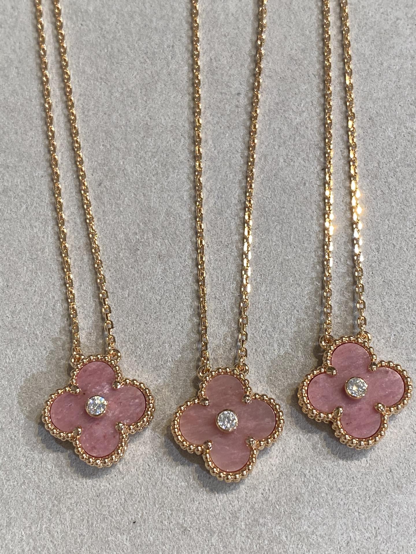 Loco CLOVER 15MM DIAMOND RHODONITE NECKLACE