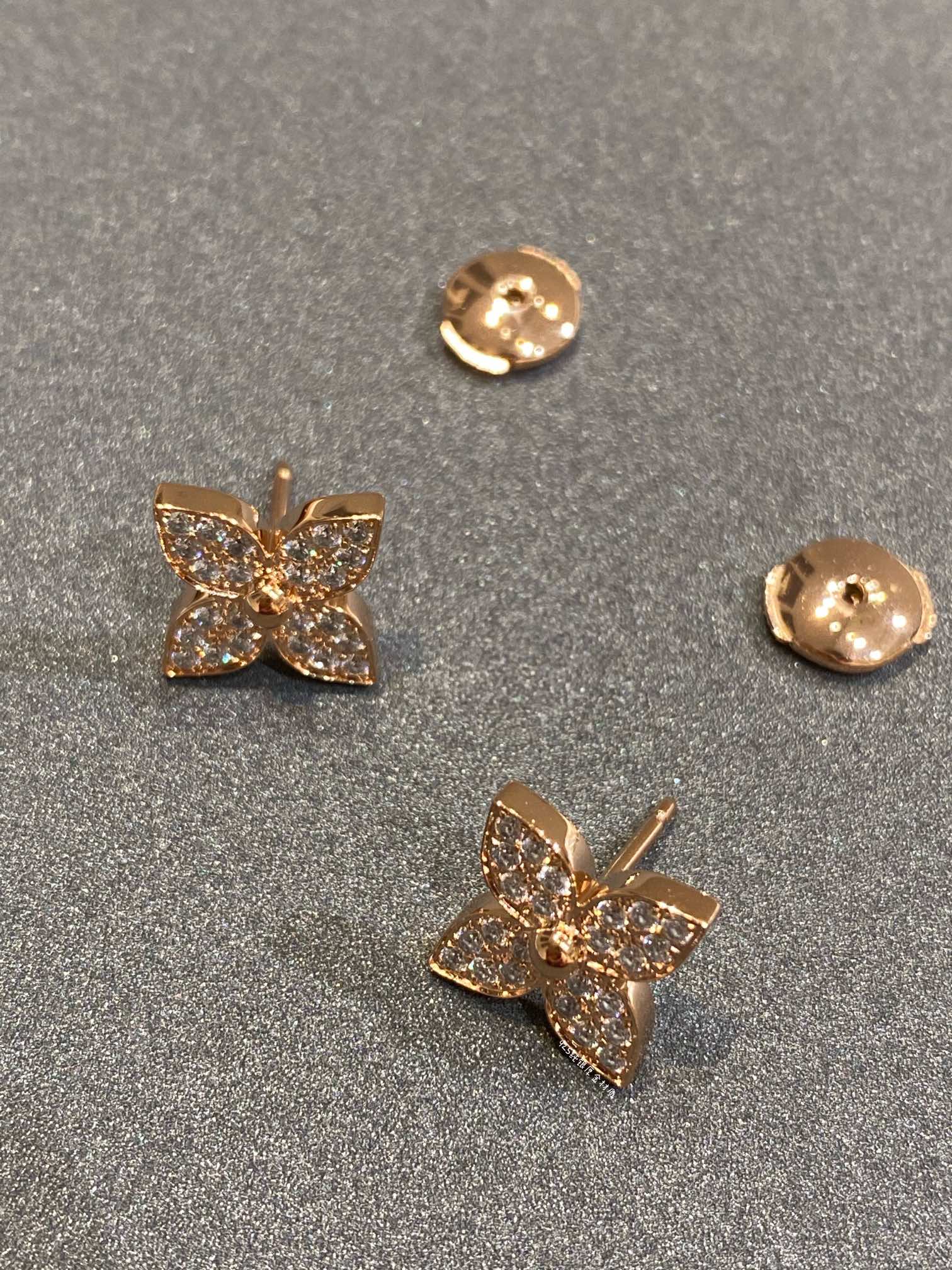 Loco STAR DIAMOND EARRINGS