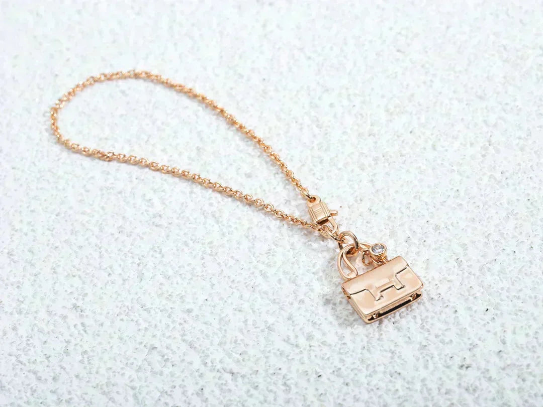 Loco AMULETTE PEDANT ROSE GOLD NECKLACE
