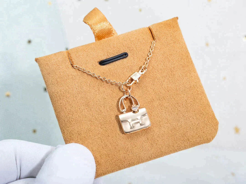 Loco AMULETTE PEDANT ROSE GOLD NECKLACE