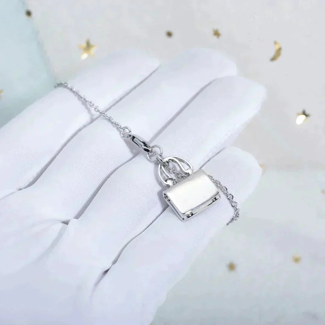 Loco AMULETTE PEDANT SILVER NECKLACE