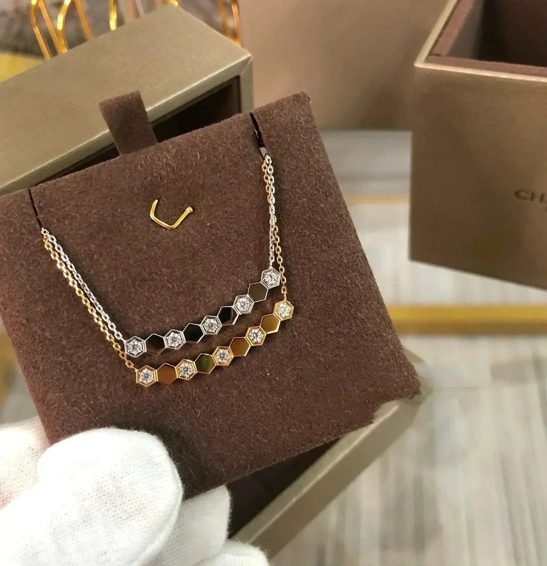 Loco BEE LOVE NECKLACE DIAMOND