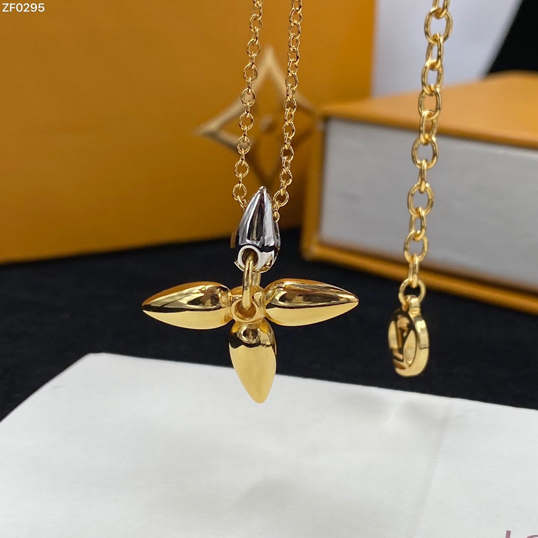 Loco LOUISETTE PEDANT GOLD NECKLACE