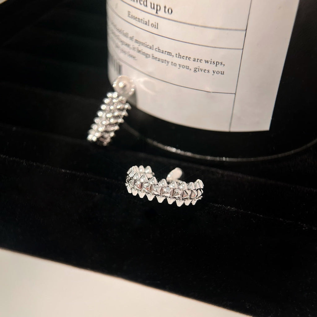 Loco CLASH EARRINGS