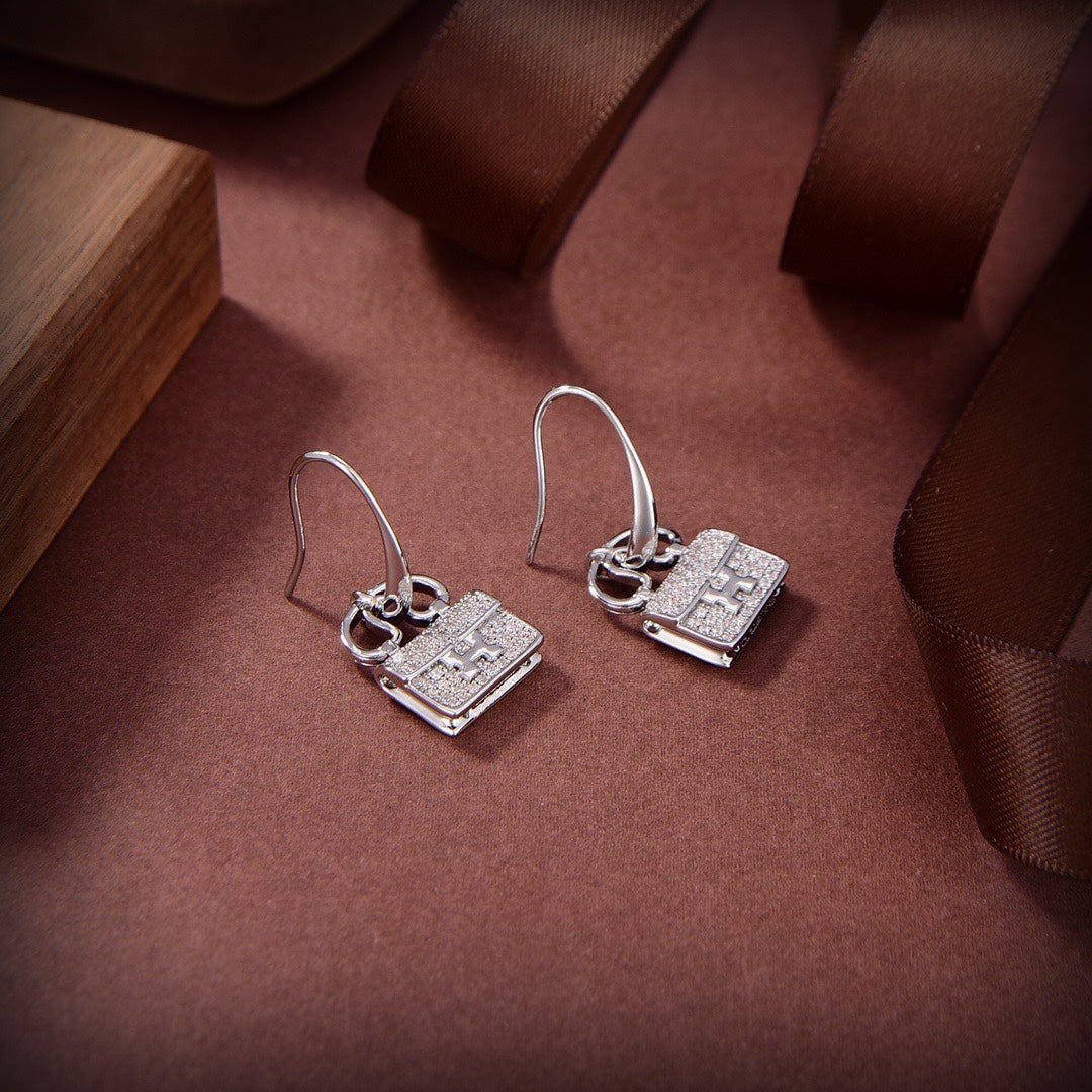 Loco KELLY DIAMOND EARRINGS