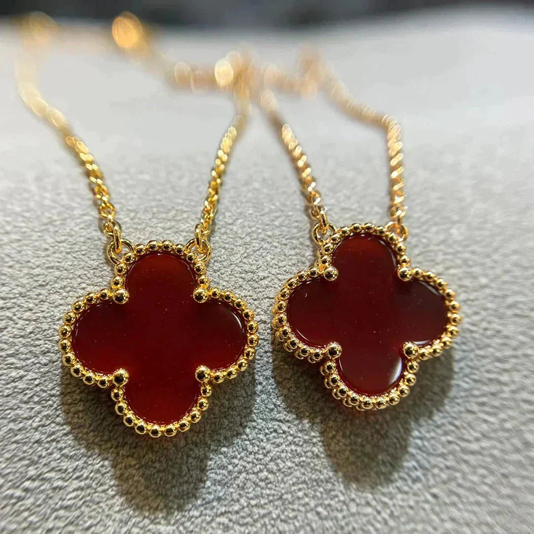 Loco CLOVER 15MM CARNELIAN SINGLE FLOWER NECKLACE