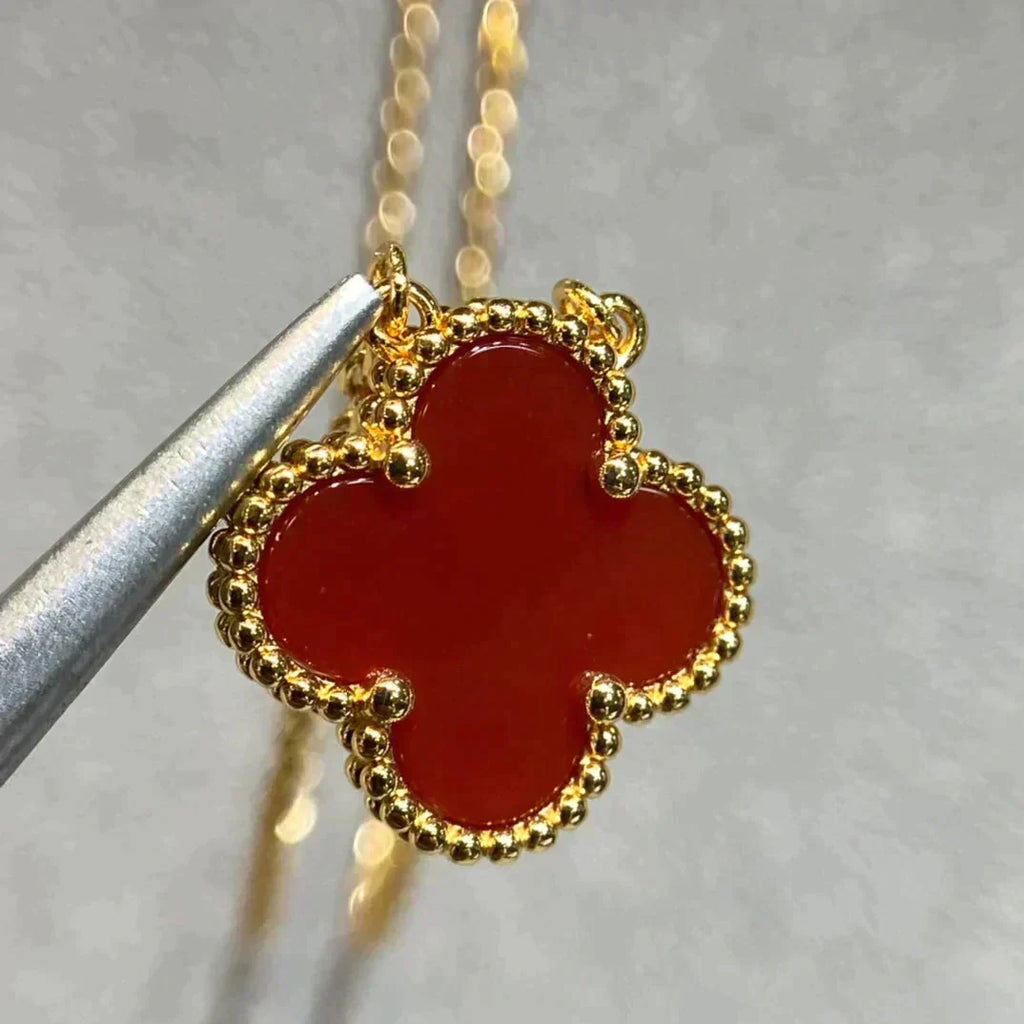 Loco CLOVER 15MM CARNELIAN SINGLE FLOWER NECKLACE