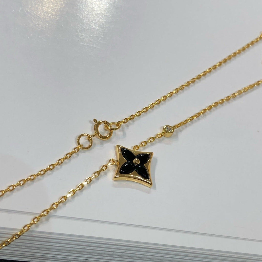 Loco STAR BLACK MOP NECKLACE