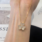 Loco FLOWER DIAMOND NECKLACE