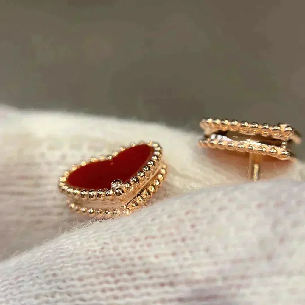Loco HEART CARNELIAN STUD EARRINGS