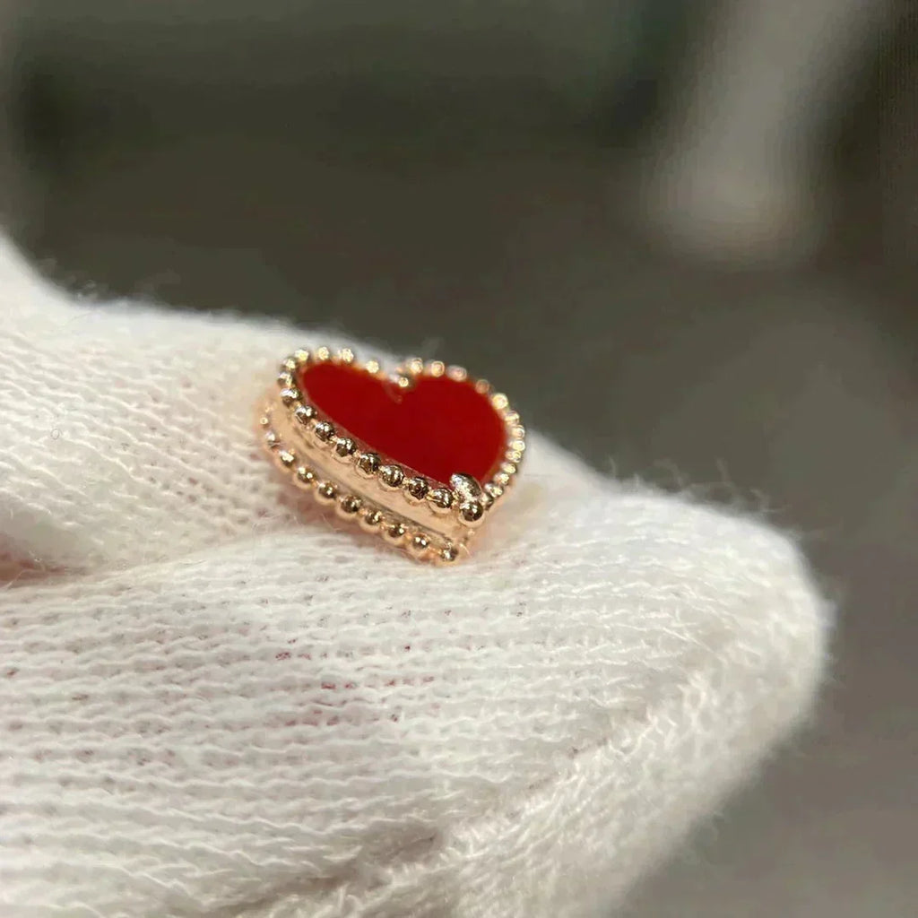 Loco HEART CARNELIAN STUD EARRINGS