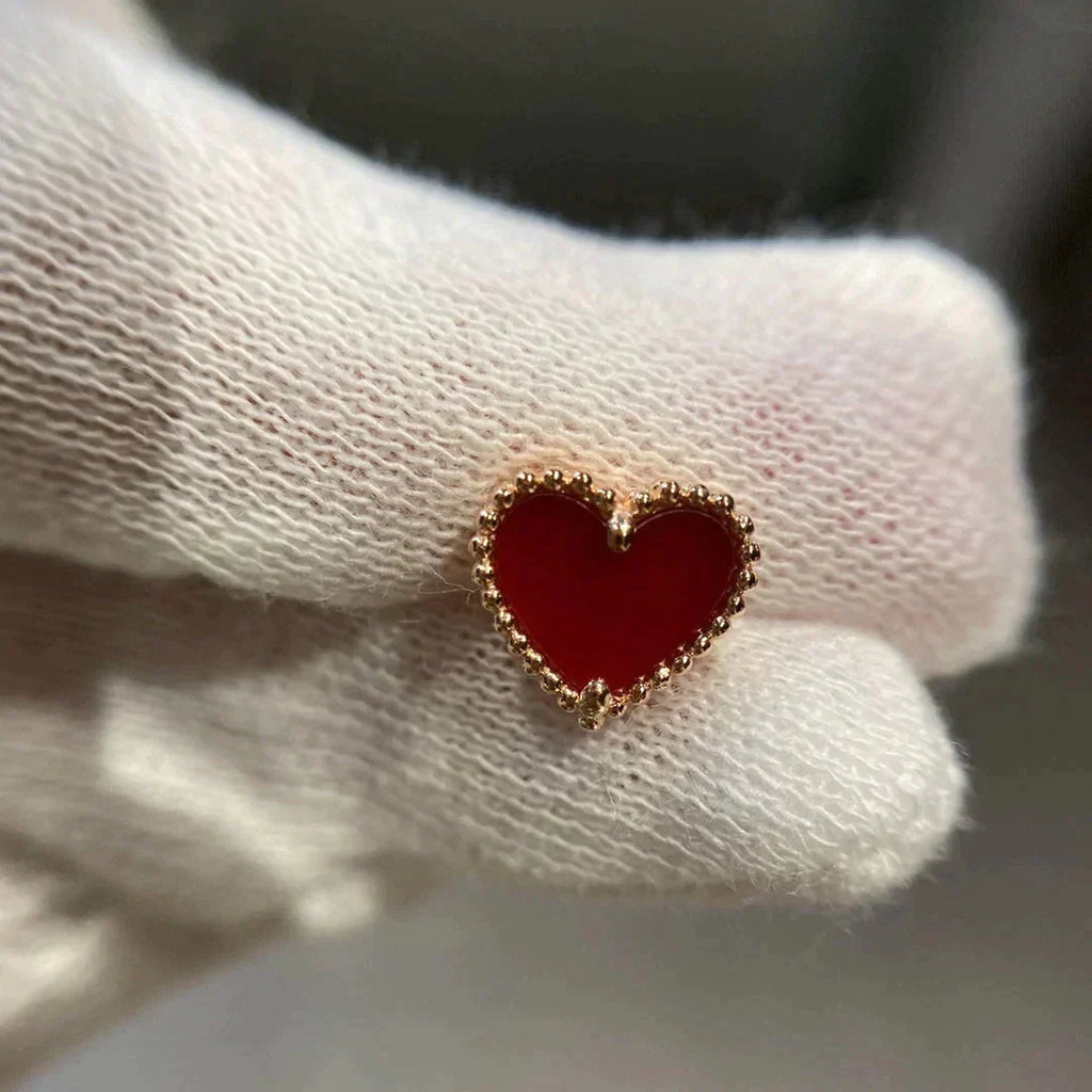 Loco HEART CARNELIAN STUD EARRINGS