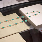 Loco CLOVER 20 MOTIFS MALACHITE GOLD