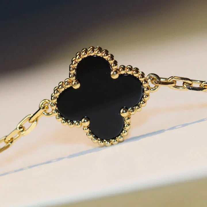 Loco CLOVER 20 MOTIFS ONYX NECKLACE