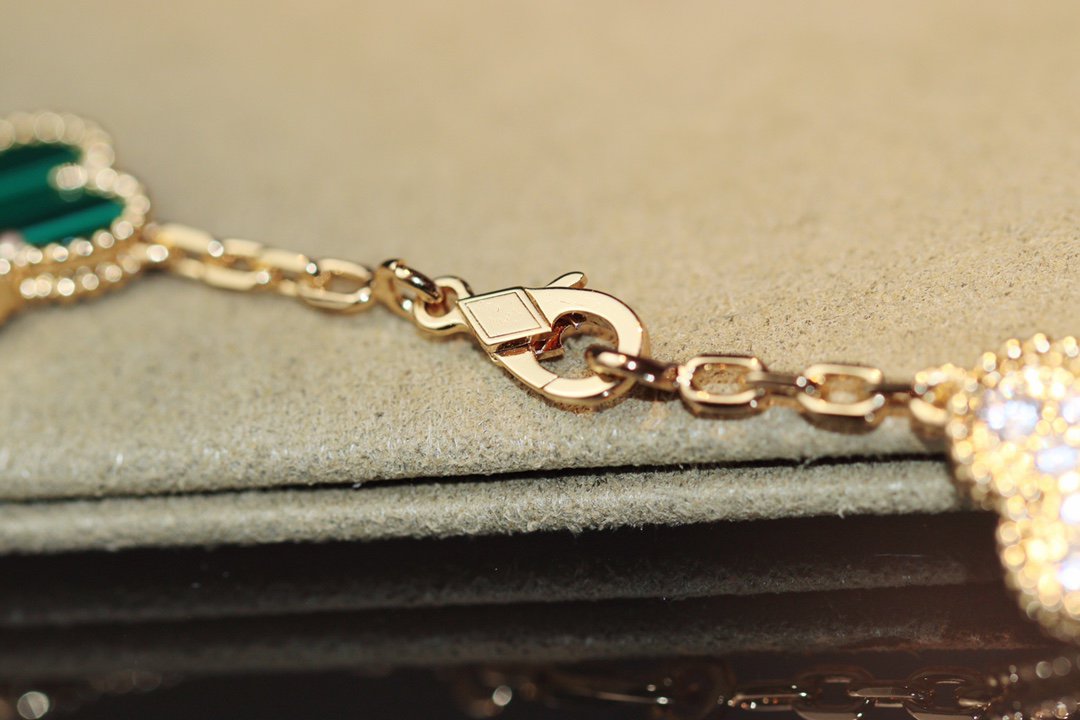 Loco CLOVER 20 MOTIFS ONYX ROSE GOLD