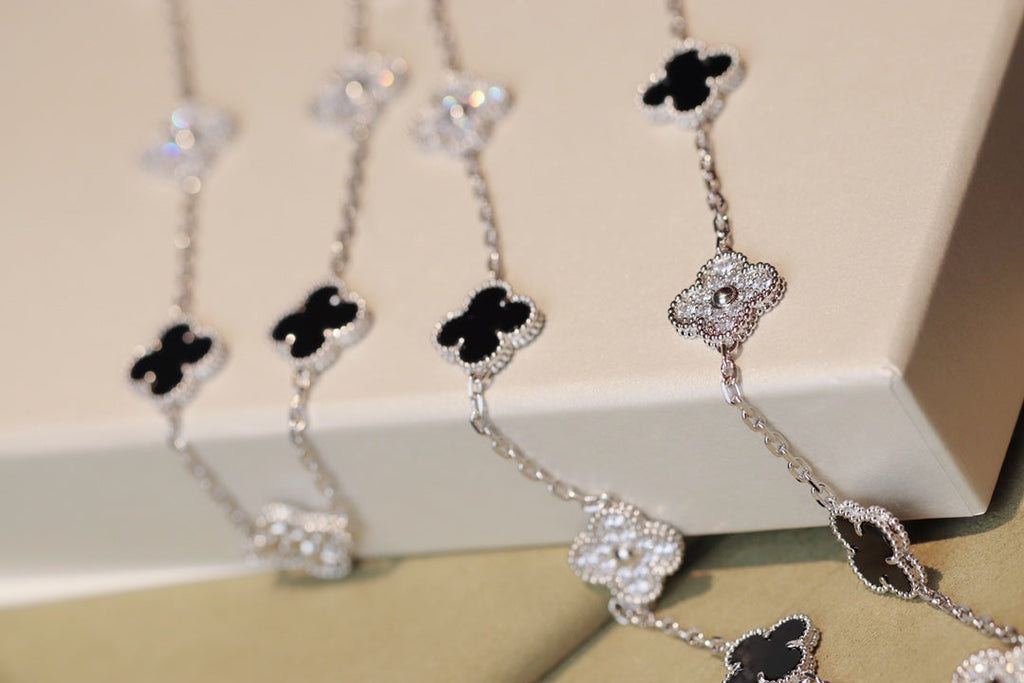 Loco CLOVER 20 MOTIFS ONYX DIAMOND SILVER
