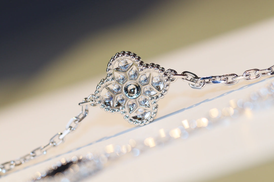 Loco CLOVER 20 MOTIFS ONYX DIAMOND SILVER