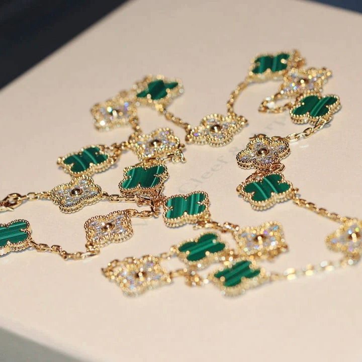 Loco CLOVER 20 MOTIFS MALACHITE DIAMOND NECKLACE