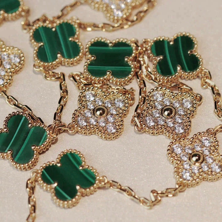 Loco CLOVER 20 MOTIFS MALACHITE DIAMOND NECKLACE