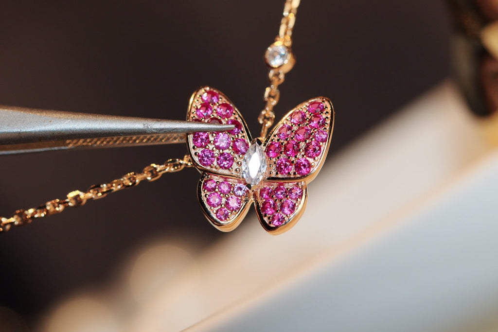 Loco BUTTERFLY RED DIAMOND ROSE GOLD NECKLACE