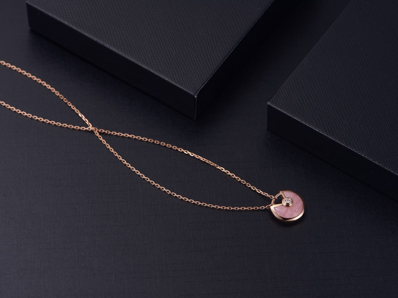 Loco AMULETTE ROSE GOLD PINK MOP NECKLACE
