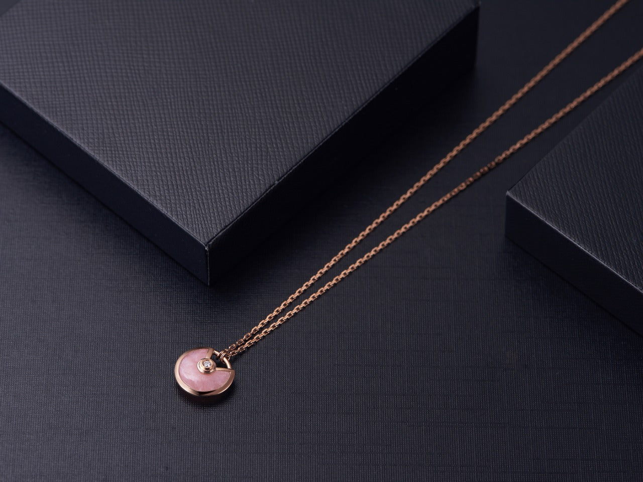 Loco AMULETTE ROSE GOLD PINK MOP NECKLACE