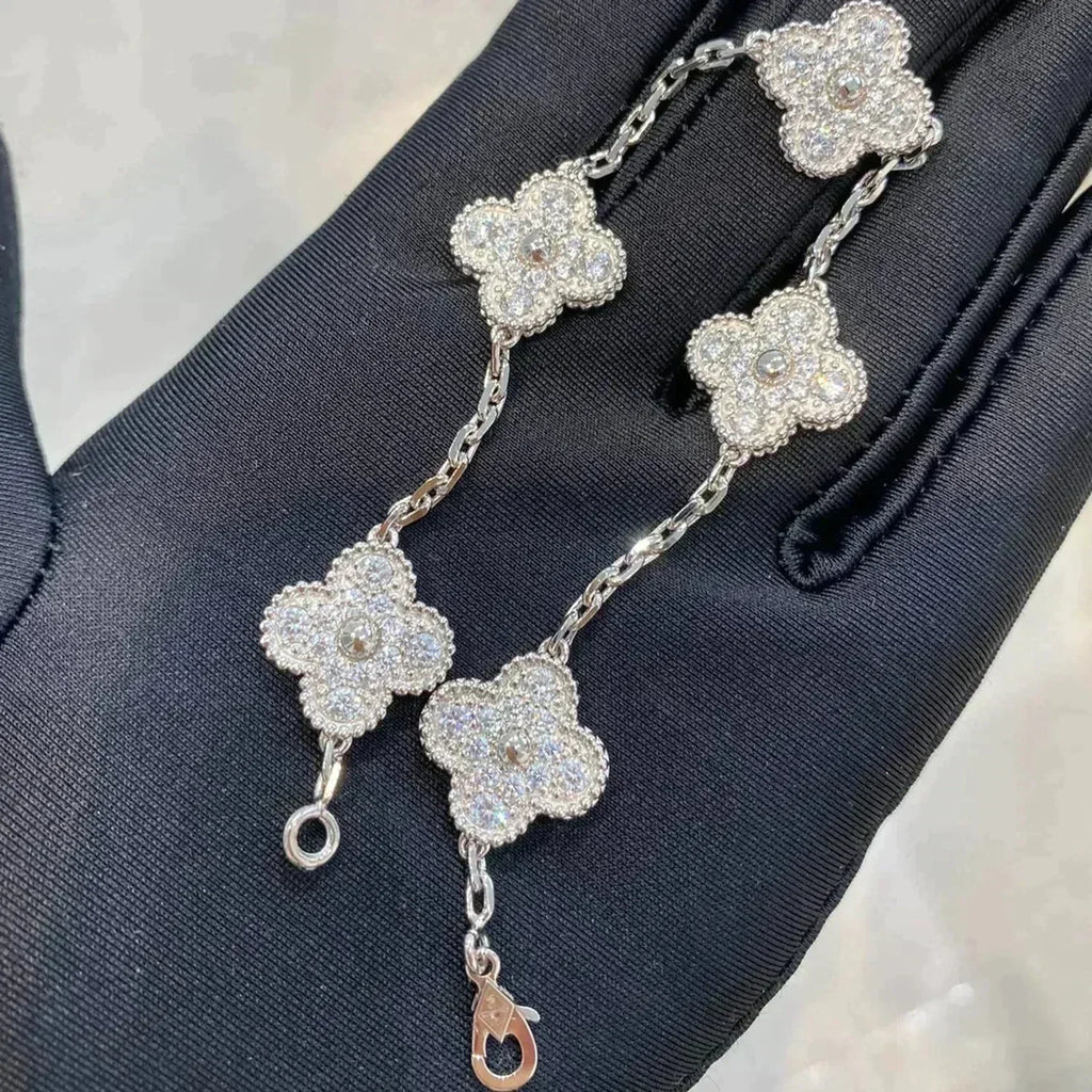 [Loco ] New  CLOVER 5 MOTIF FULL DIAMOND BRACELET COLLECTION